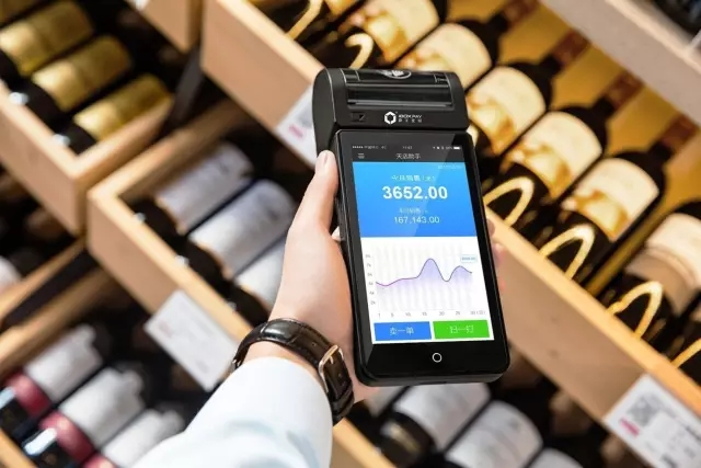 思迅天店牵手盒子支付慧POS 助力中国商业转型升级